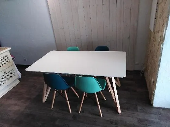 La Maison Du Climatisee Et Wifi Gd F3 Дом отдыха