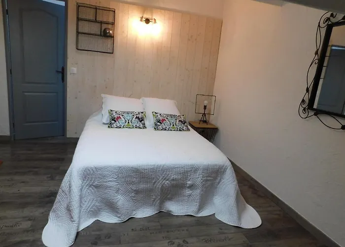 Дом отдыха La Maison Du Climatisee Et Wifi Gd F3 *